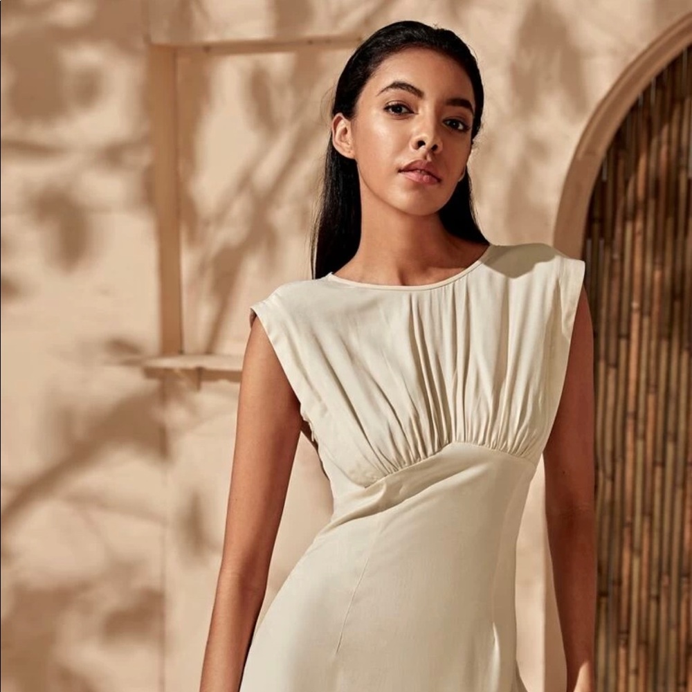 SHEIN Detailed Flare Dress